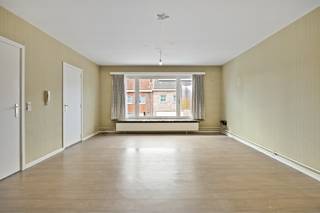 Ben je op zoek naar een aangenaam appartement met tuin en garage in een rustige omgeving?Dan is dit pand in Bazel zeker het ontdekken waard.Via de...