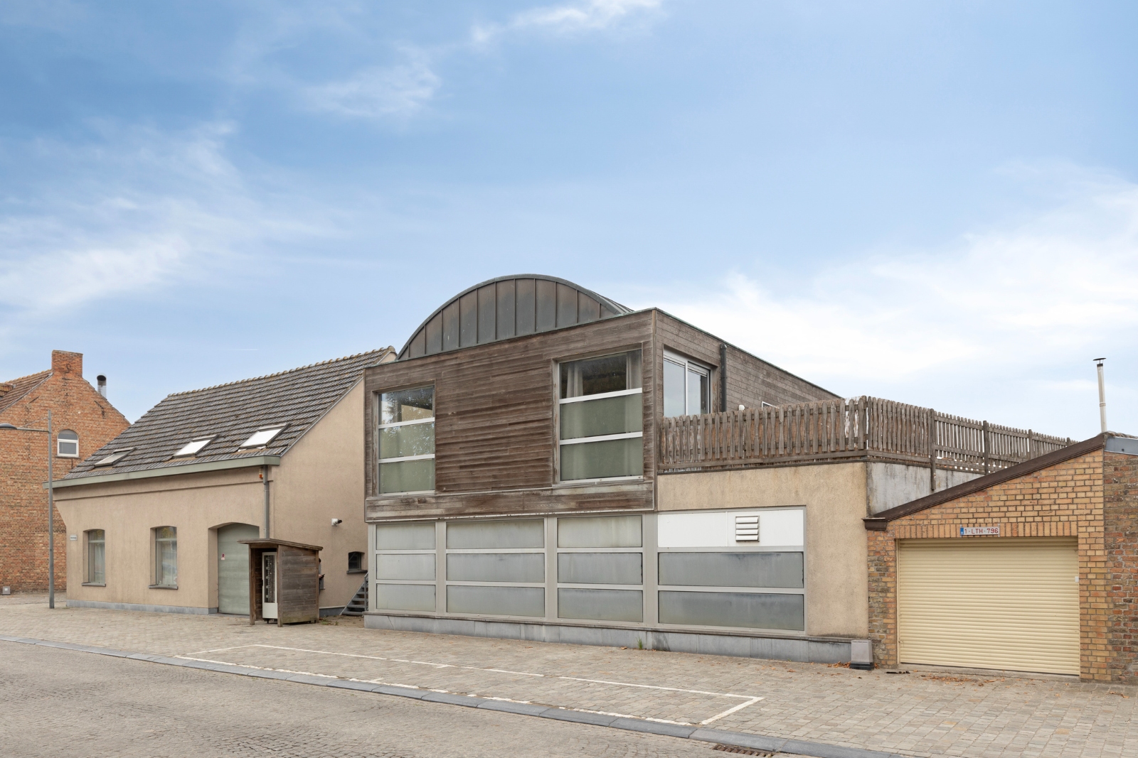 Handels- of opslagruimte met appartement - foto 3