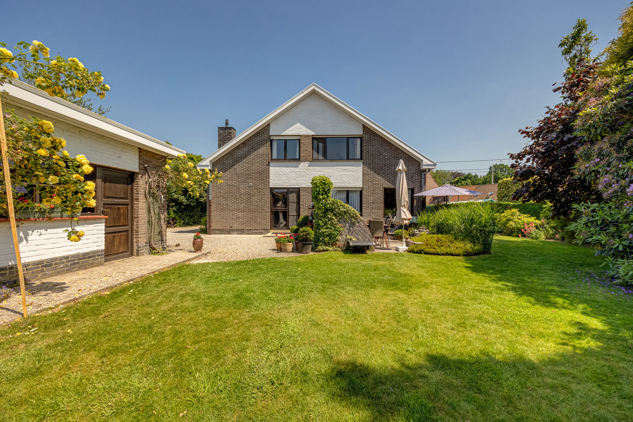 House for sale in Sint-Martens-Leerne with 4 bedrooms - photo 4