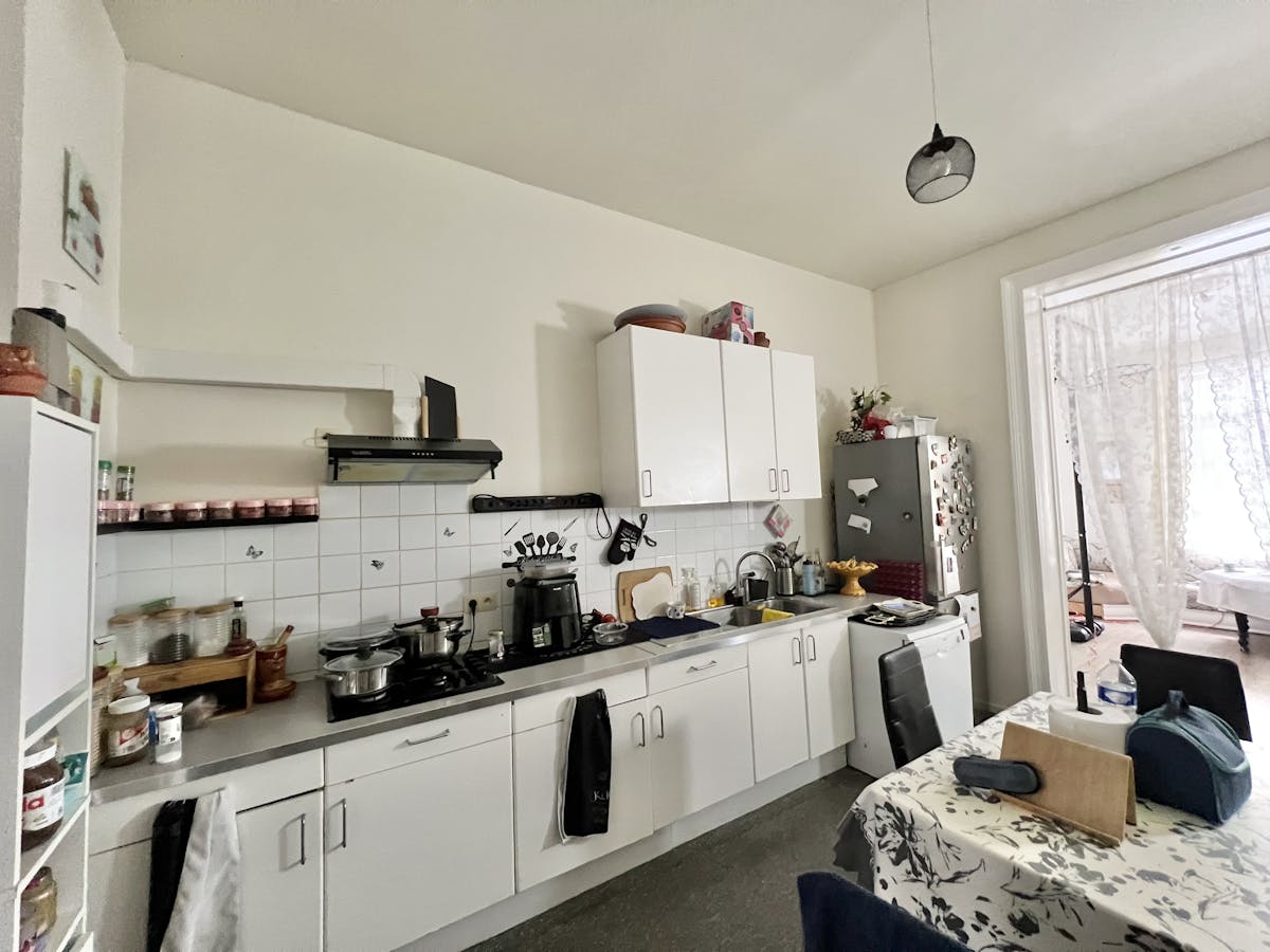 Maison de Rapport Proche Place Saint-Antoine - photo 3