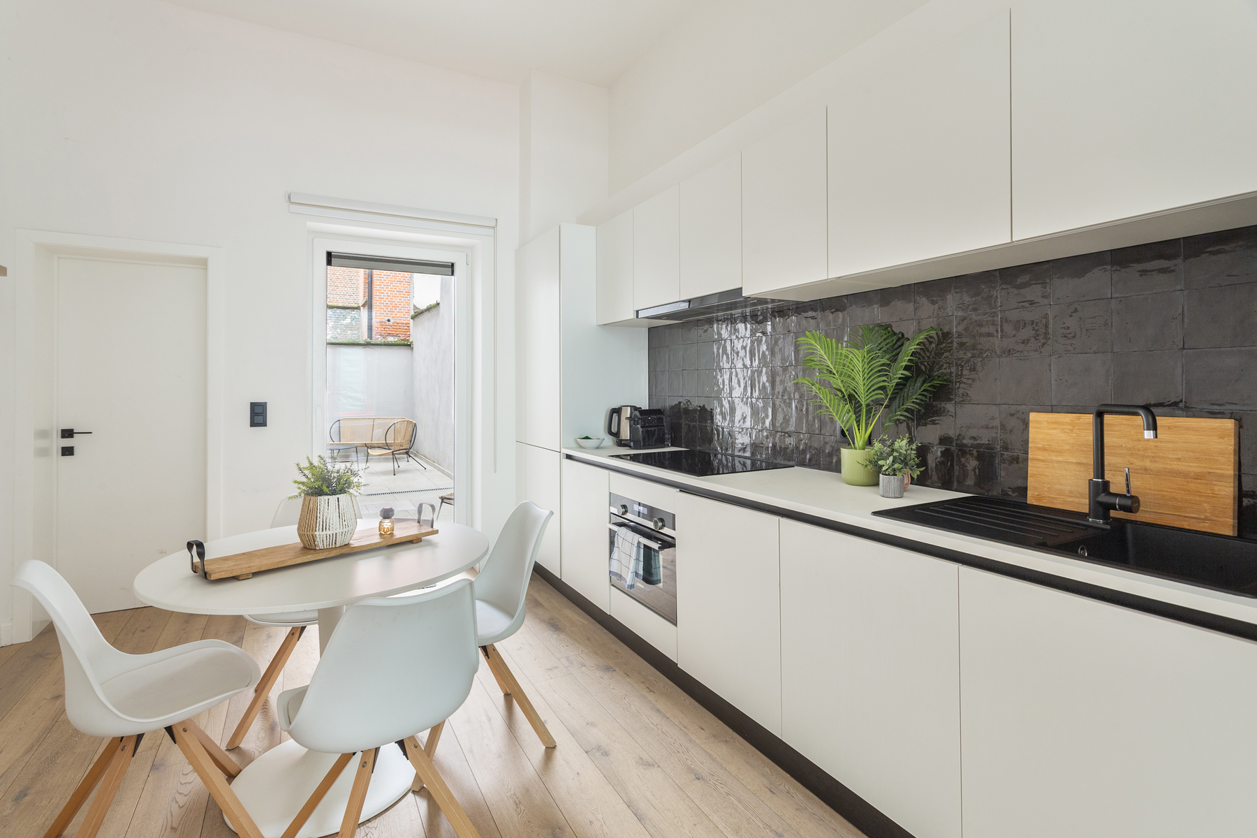 Modern 1slpk-appartement met buitenruimte op toplocatie! - foto 4