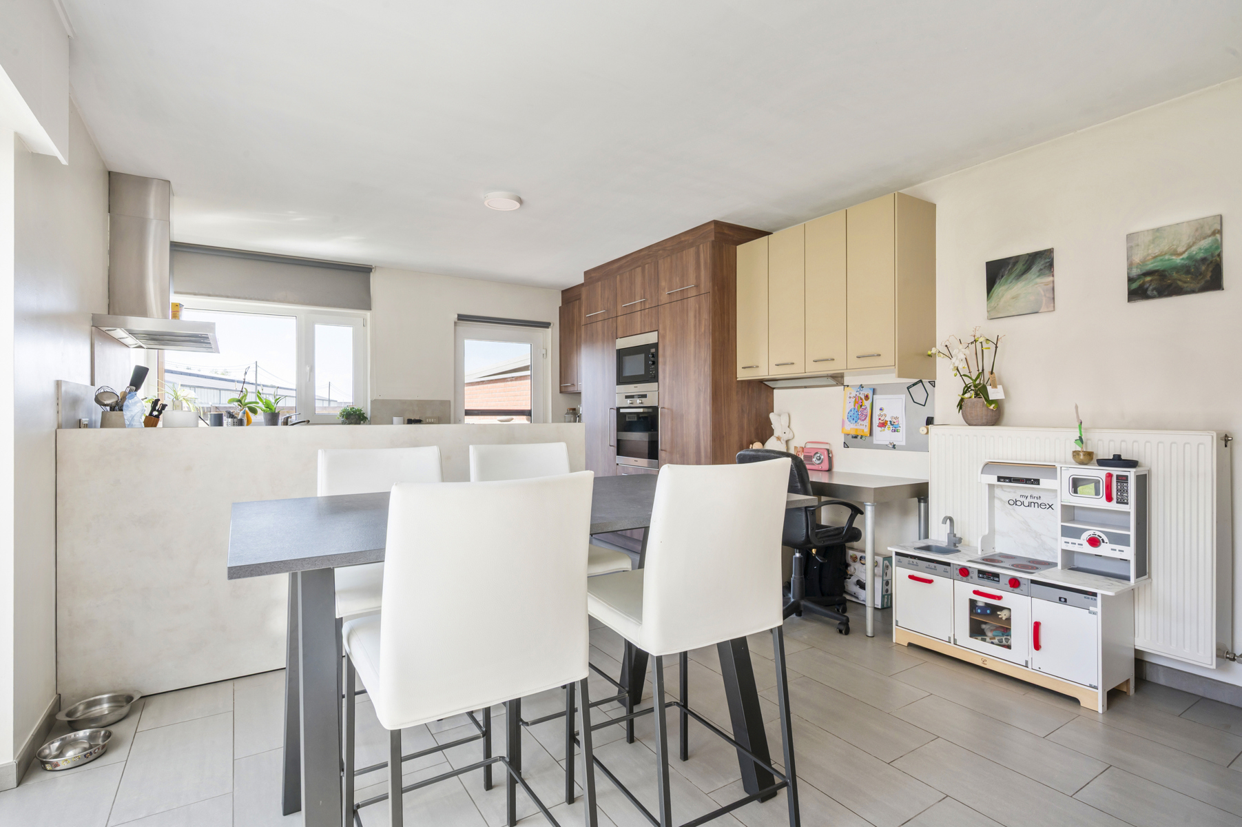 Gerenoveerde woning (4 slpk) met 3 badkamers, garage, thuisbatterij én zonnige tuin - foto 5