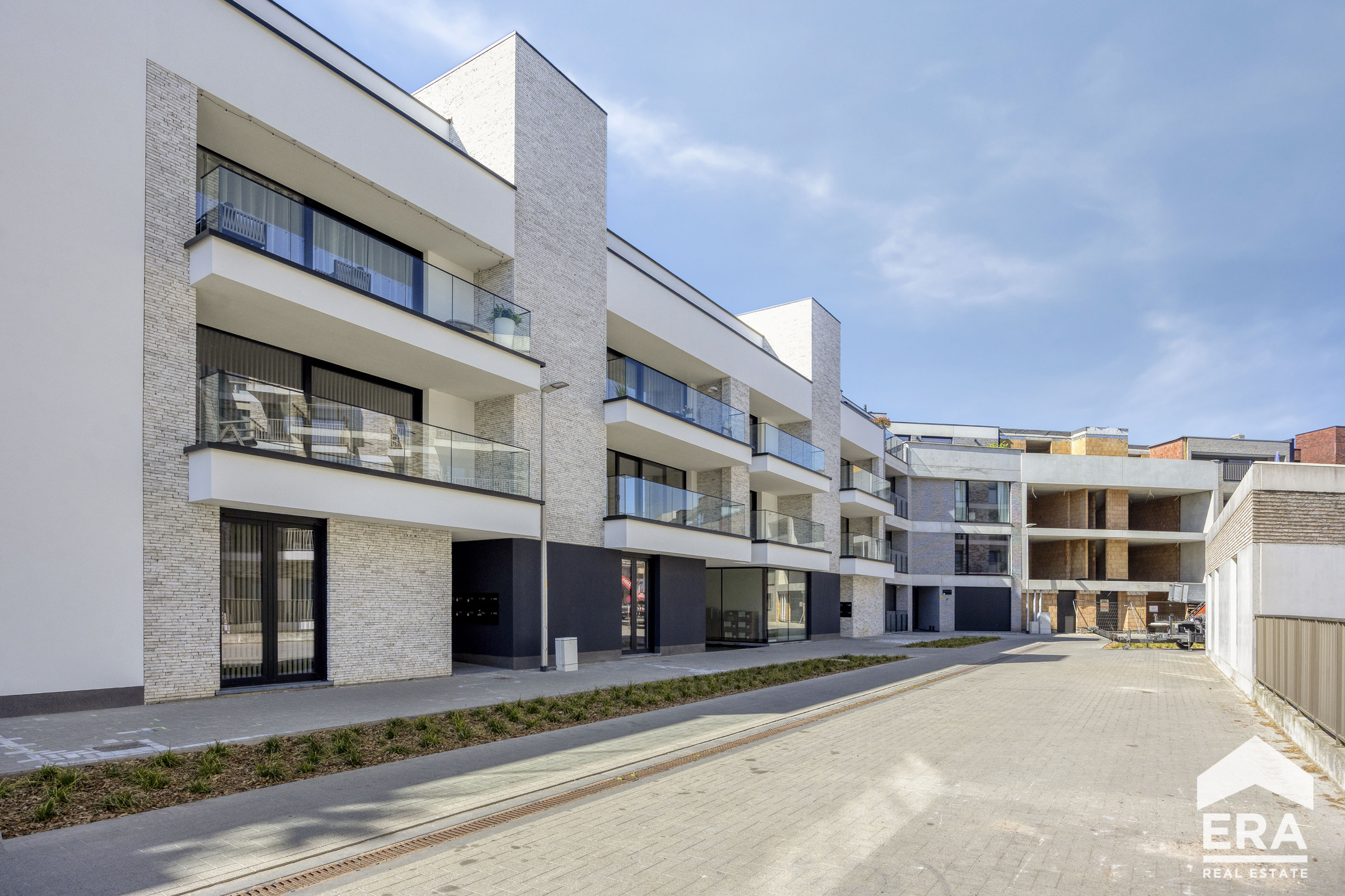 Prachtig gelijkvloers appartement met 2 slks en groot terras - foto 3