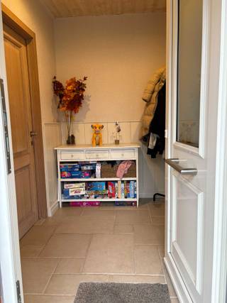 Op zoek naar een instapklare woning met veel ruimte, privacy en een prachtig uitzicht? Deze gerenoveerde woning (2018), gelegen als laatste huis...