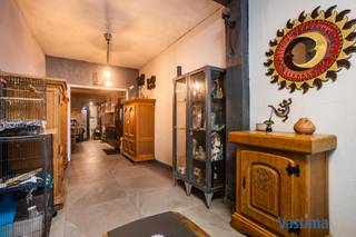 Droomt u van een woning die u volledig naar uw hand kunt zetten? Deze te renoveren woning nabij het centrum van Erembodegem biedt de...