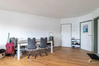Op te frissen appartement (74 m²) met 2 slaapkamers in Deurne. Op een centrale locatie met openbaar vervoer, (lokale) winkels en scholen op...