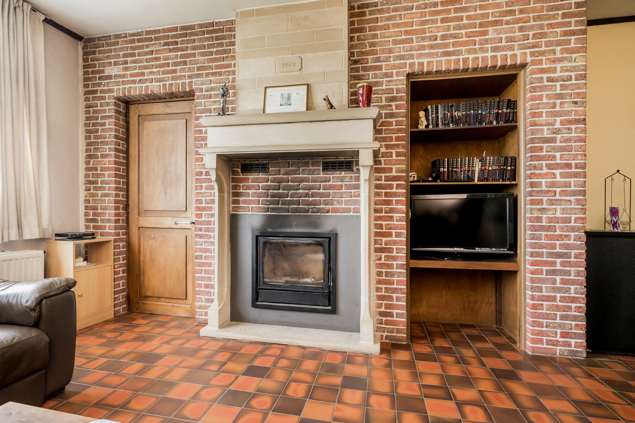 Halfopen bebouwing met mooie tuin en grote garage/atelier  - foto 4