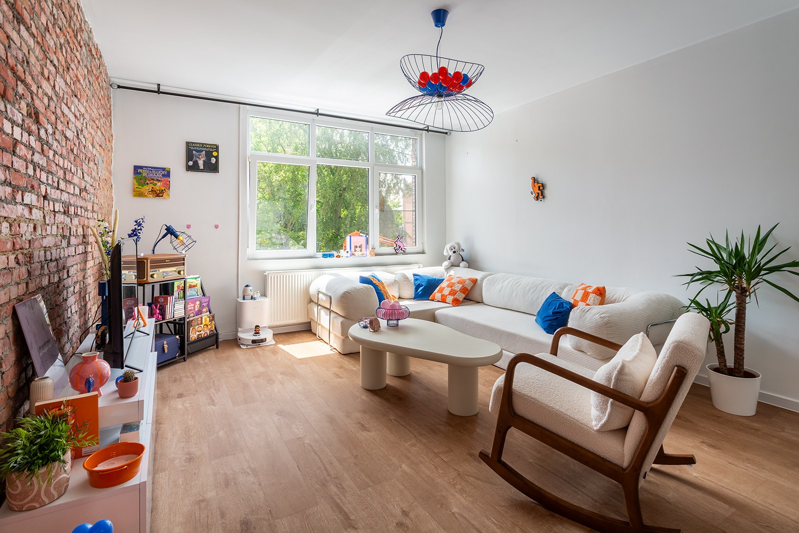 Instapklaar appartement met 2 ruime slaapkamers en terras - foto 3