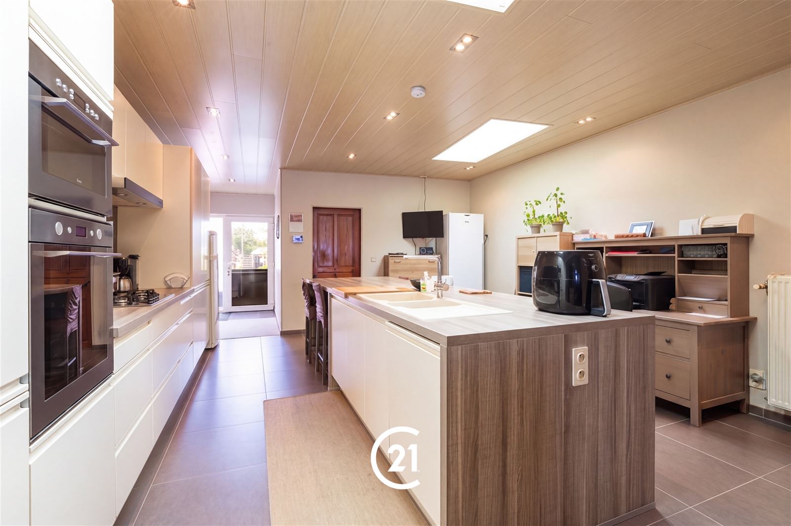Instapklare woning met verzorgde tuin te Kruisem! - foto 5