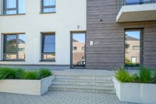 Zoek je een instapklaar appartement met veel ruimte, een groot terras en een praktische indeling? Dan is dit appartement zeker het bekijken waard...