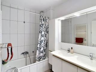 <p>This lovely top-floor apartment offers an ideal home with plenty of natural light and a pleasant layout.</p><p></p><p>Upon entering, you step into the entryway, which provides access to a storage room where you’ll also find the connection for the washing machine. The entryway leads you into the spacious living room, which is exceptionally bright thanks to the two terraces on either side. The large windows create an open and airy feel. The open kitchen is modern and blends seamlessly with the living area.</p><p></p><p>The apartment features two comfortable bedrooms, both of which offer ample space for a double bed and wardrobes. The bathroom is neat and practically designed, while the separate toilet provides added comfort.</p><p></p><p>A parking space and a basement storage unit are included.</p><p></p><p>This apartment offers the best of both worlds: a quiet, bright living environment with all necessary amenities within easy reach. Shops, a bakery, butcher, and fishmonger are all within walking distance. A 10-minute walk takes you to the center of Leuven!</p><p></p><p>It is the perfect place for those seeking comfort and space in a pleasant neighborhood.</p><p></p><p>The monthly rent is €1,200 + €90 in utilities.</p><p></p><p>All utilities are billed individually.</p><p></p><p>The apartment is available starting September 1, 2026.</p><p></p><p>Request a viewing today at www.living-stone.be!</p><p></p><p></p>