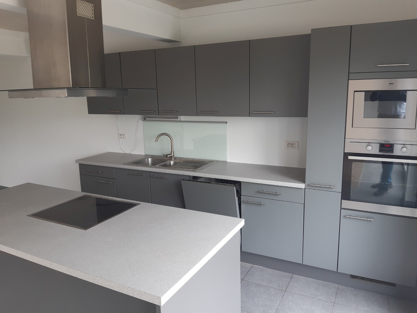 Degelijk appartement (1° verdieping). - foto 5