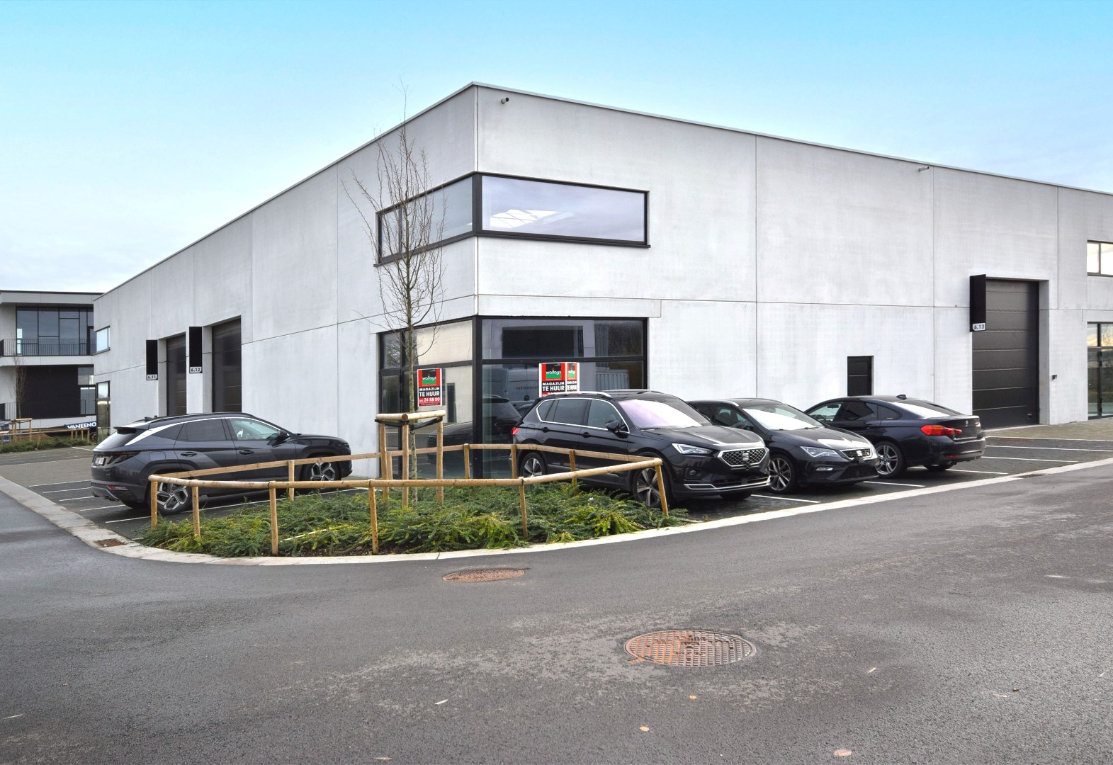 Commercial for rent in Ledegem - photo 2