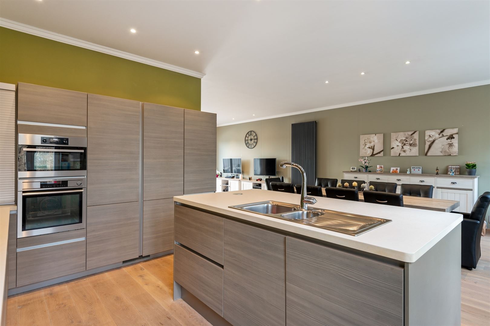 Maison à vendre à Mortsel avec 6 chambres - photo 4