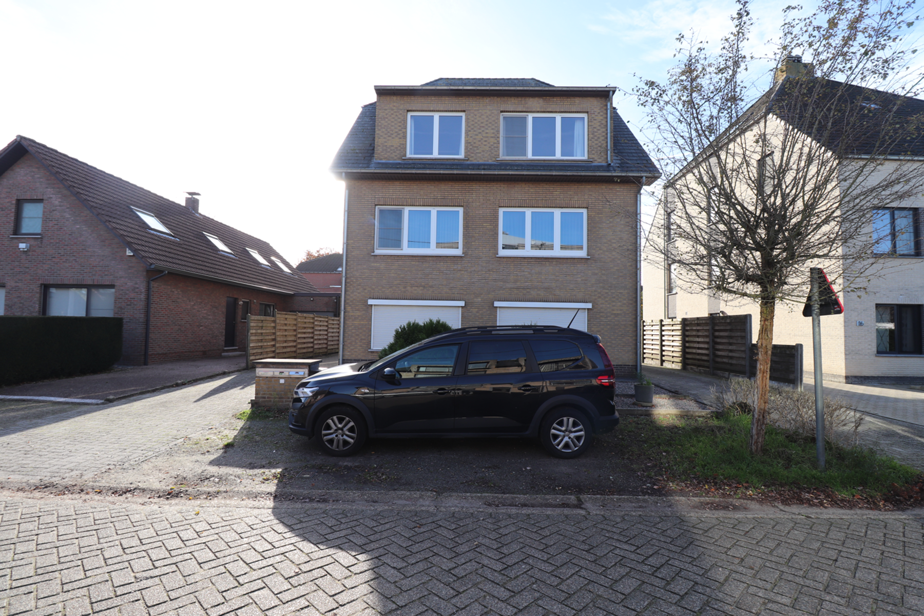 Dakappartement met 2 slaapkamers en garage in Beerse. - foto 1