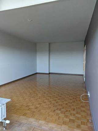 Ideaal gelegen appartement op de 7 de verdieping met 1 slaapkamer en groot terras met adembenemend panoramisch zicht over Antwerpen en de...