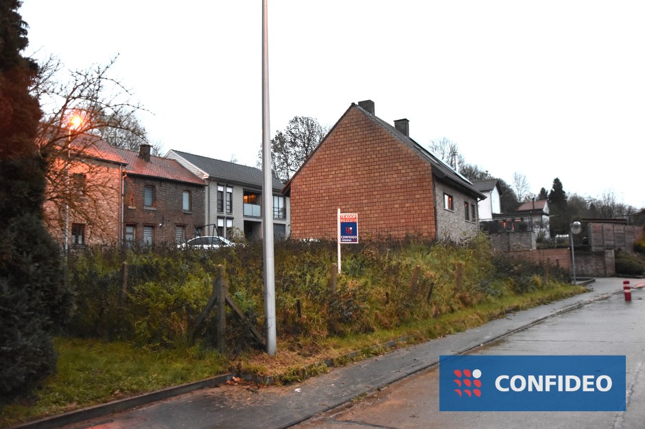 Bouwgrond voor halfopen bebouwing - foto 1