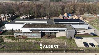 Deze site in Tessenderlo-Ham bestaat uit 3 afzonderlijk verkoopbare percelen van samen meer dan 2 hectare. De vraagprijs voor de 3 percelen samen...