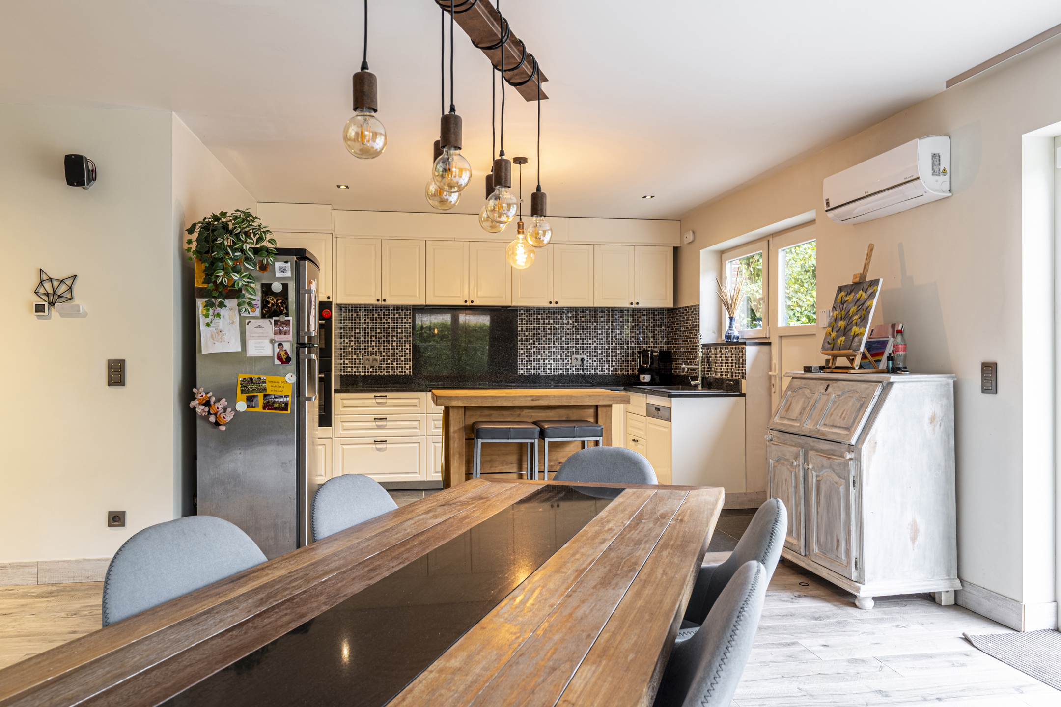 Charmante halfopen bebouwing met 3 slaapkamers - foto 4