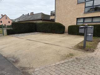 Ruim en lichtrijk gelijkvloers appartement van ca. 100 m², rustig gelegen in een aangename straat in Mol-Ezaart. Het appartement bevindt zich in...