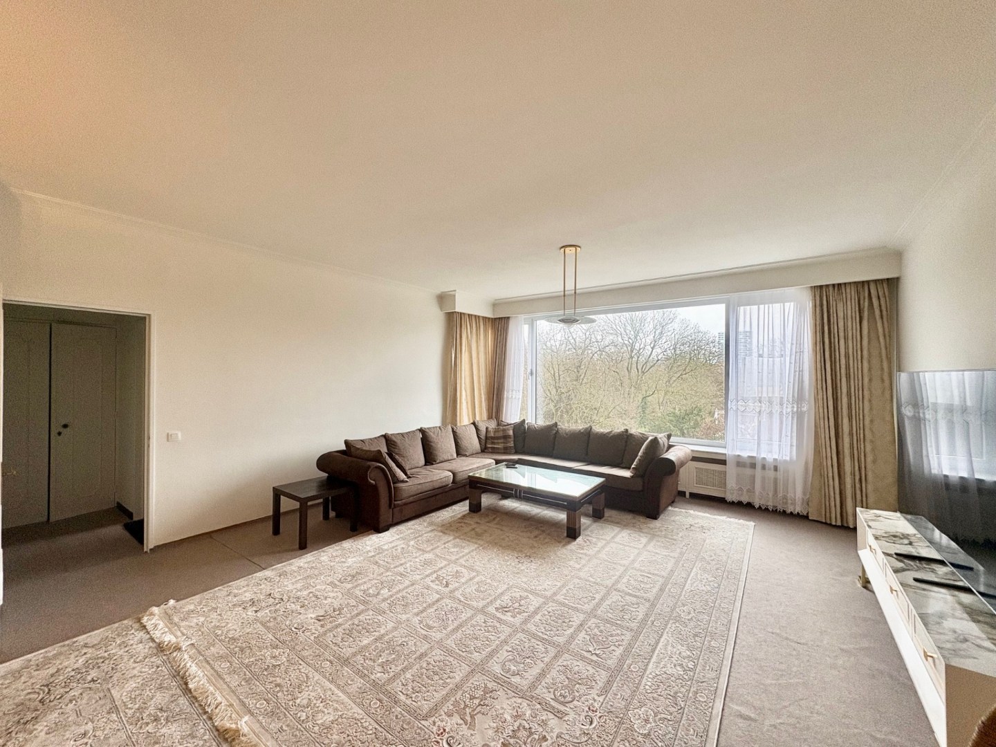 Ruim 2-slaapkamerappartement met uniek zicht op het Stadspark - foto 4