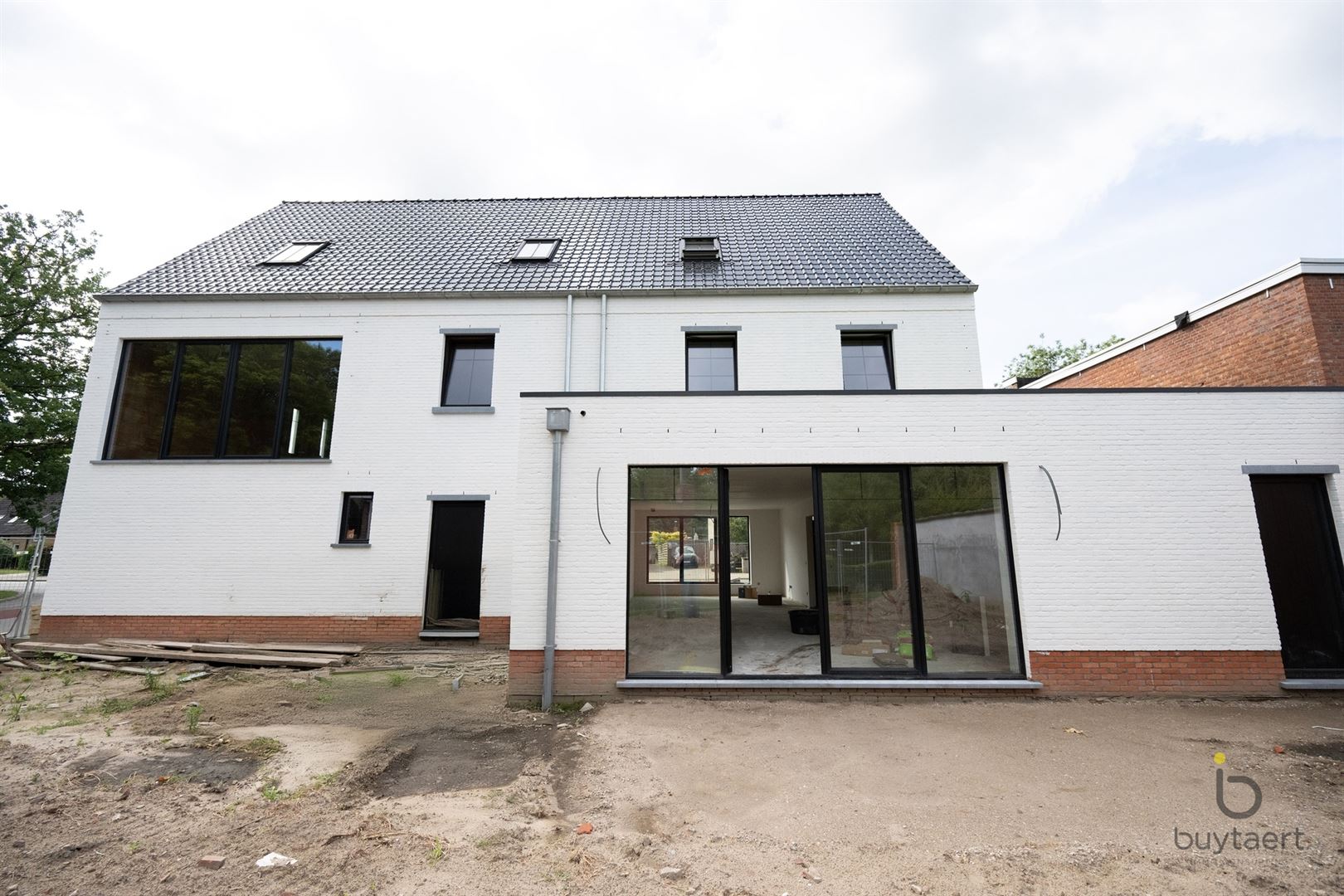 Tijdloze halfopen nieuwbouwwoning BEN-woning, bel-étage, ideaal woon-werk of voor zorgwoning. - foto 5