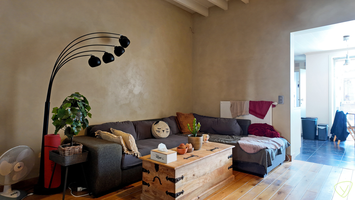 Gezellige instapklare woning met zonnig koertje in Eeklo! - foto 4