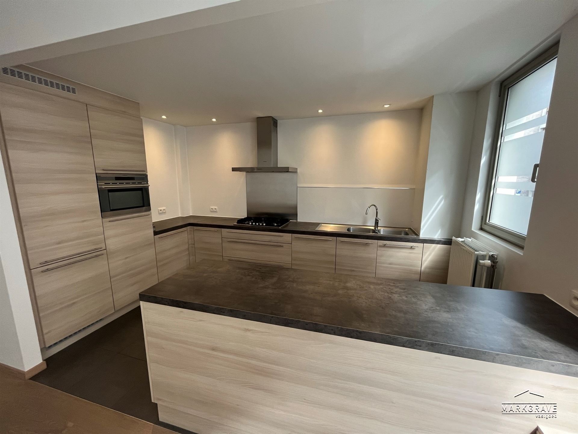 Appartement met veel lichtinval en luxe afwerking - foto 5