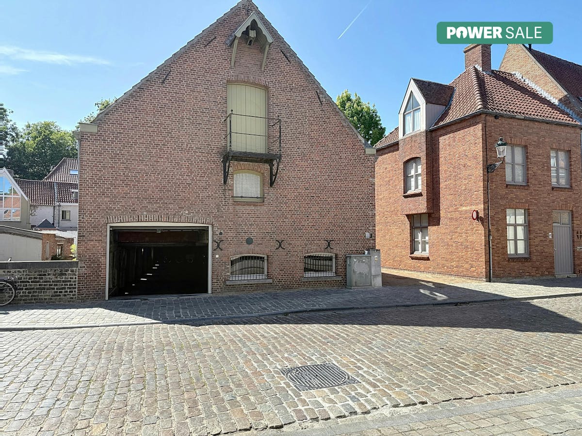 Staanplaats te koop op toplocatie in centrum Brugge - foto 2