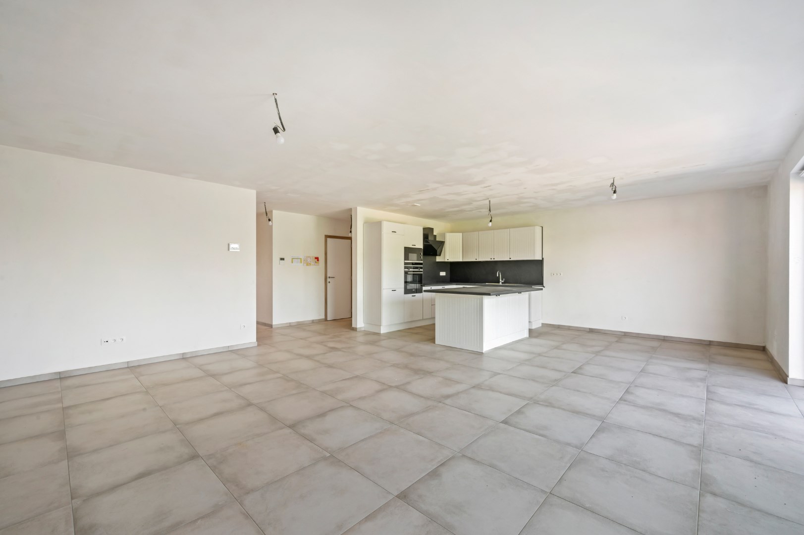 NIEUWBOUWAPPARTEMENT MET EPC A, 3 SLPKS EN 2 ZONGERICHTE TERRASSEN - foto 3