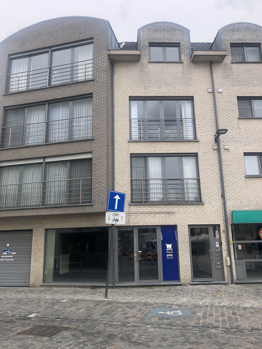 Zeer centraal gelegen en Instapklaar kantoor te Ekeren - foto 2