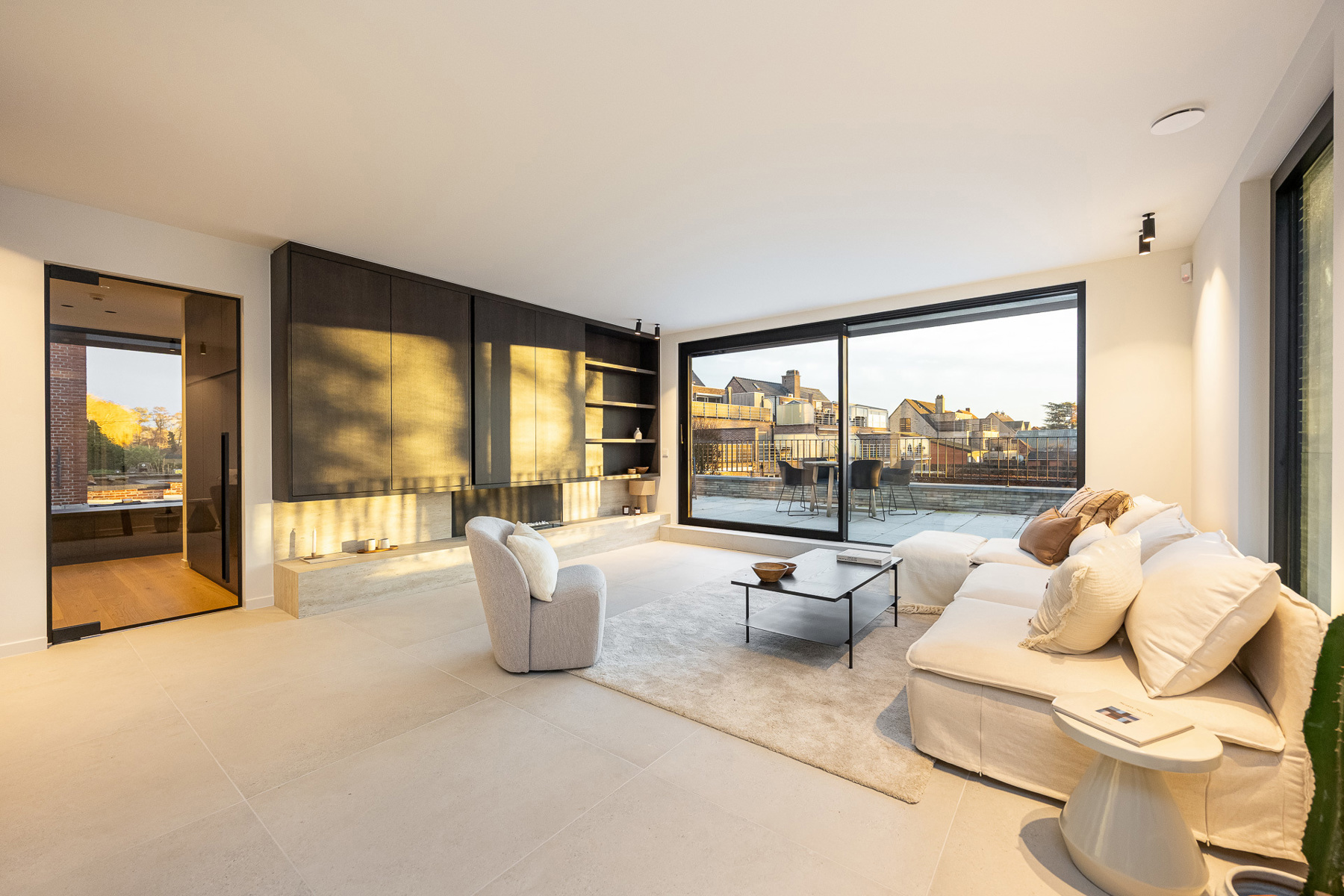 Nieuwbouw triplex met uitzonderlijke afwerking - foto 3