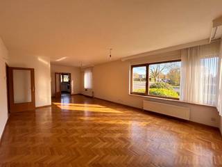 Appartement à louer à Maaseik