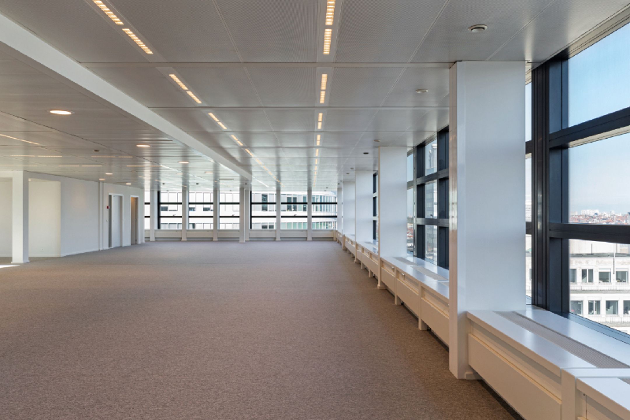 Kantoorgebouw te huur Brussel - foto 2