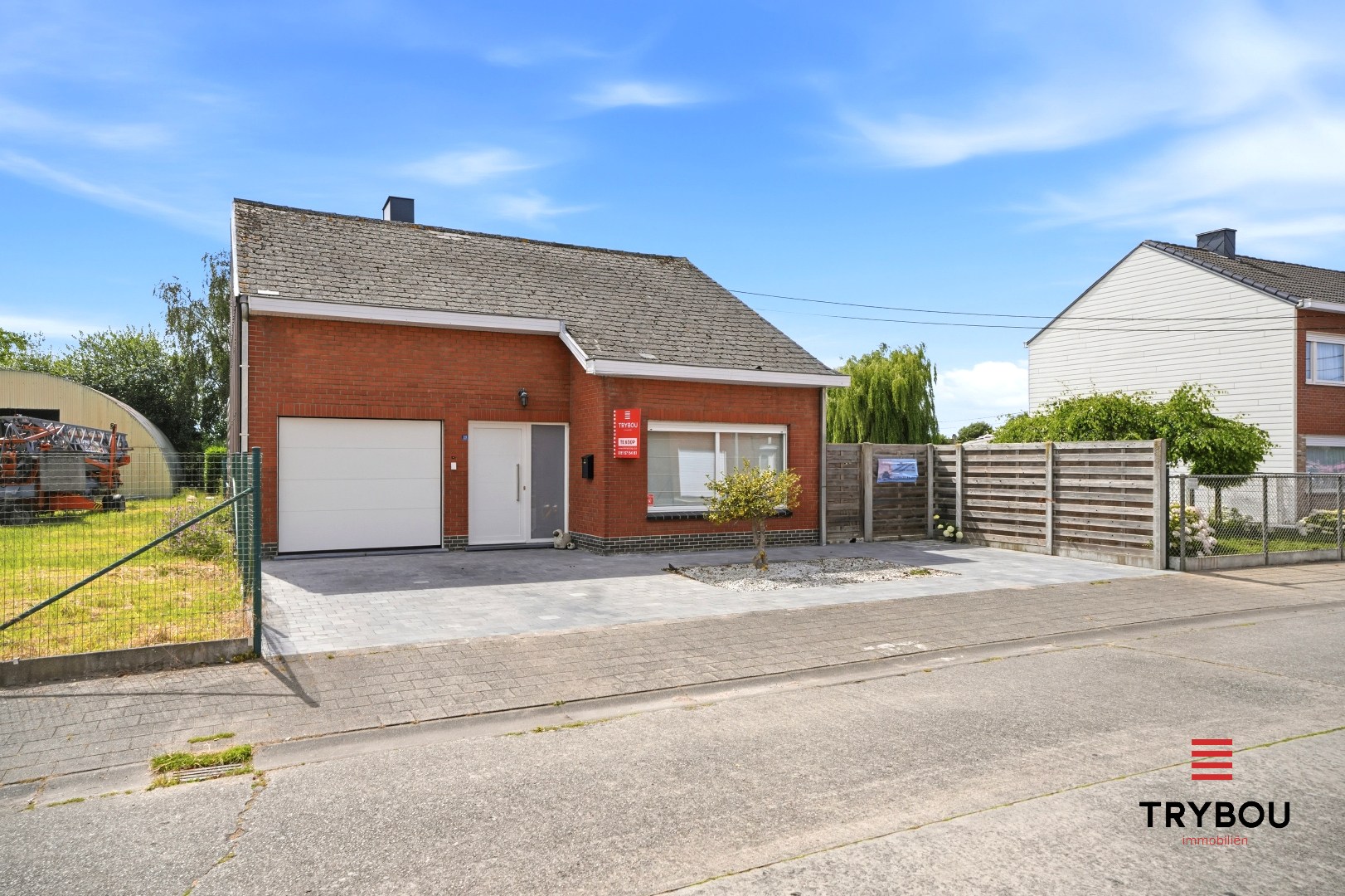 Rustig gelegen woning met 3 slaapkamers, garage en zolder in Houthulst - foto 1