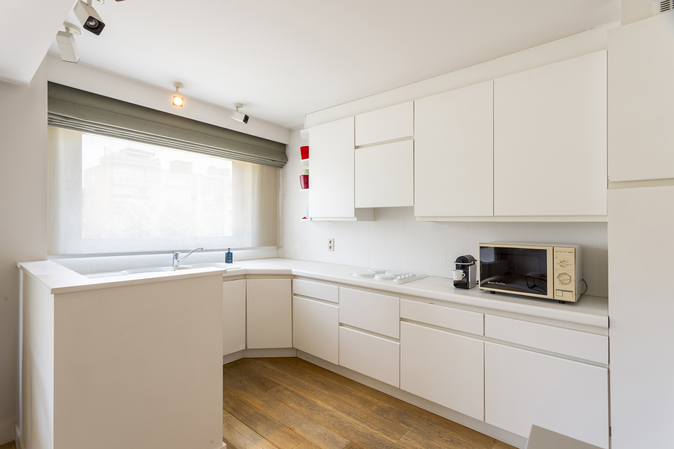 licht appartement van ca 153 m² met 2 terrassen en garage - foto 3