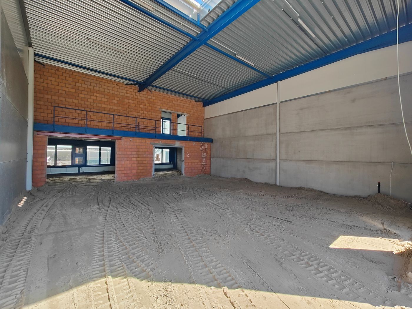 NIEUWBOUW KMO-UNIT van 227 m² BRUGGE TE HUUR - photo 5