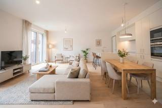 Bent u op zoek naar een exclusief, instapklaar appartement in de meest gewilde buurt van Brussel? Dit recent opgeleverde nieuwbouwappartement (104...