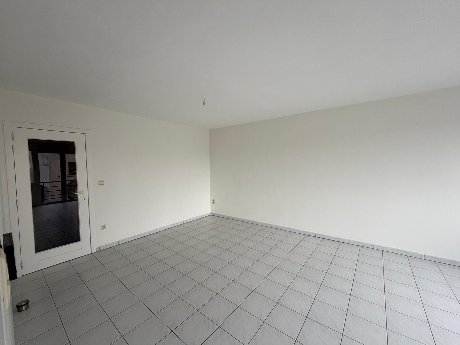 Appartement à louer à Zedelgem avec 2 chambres - photo 2