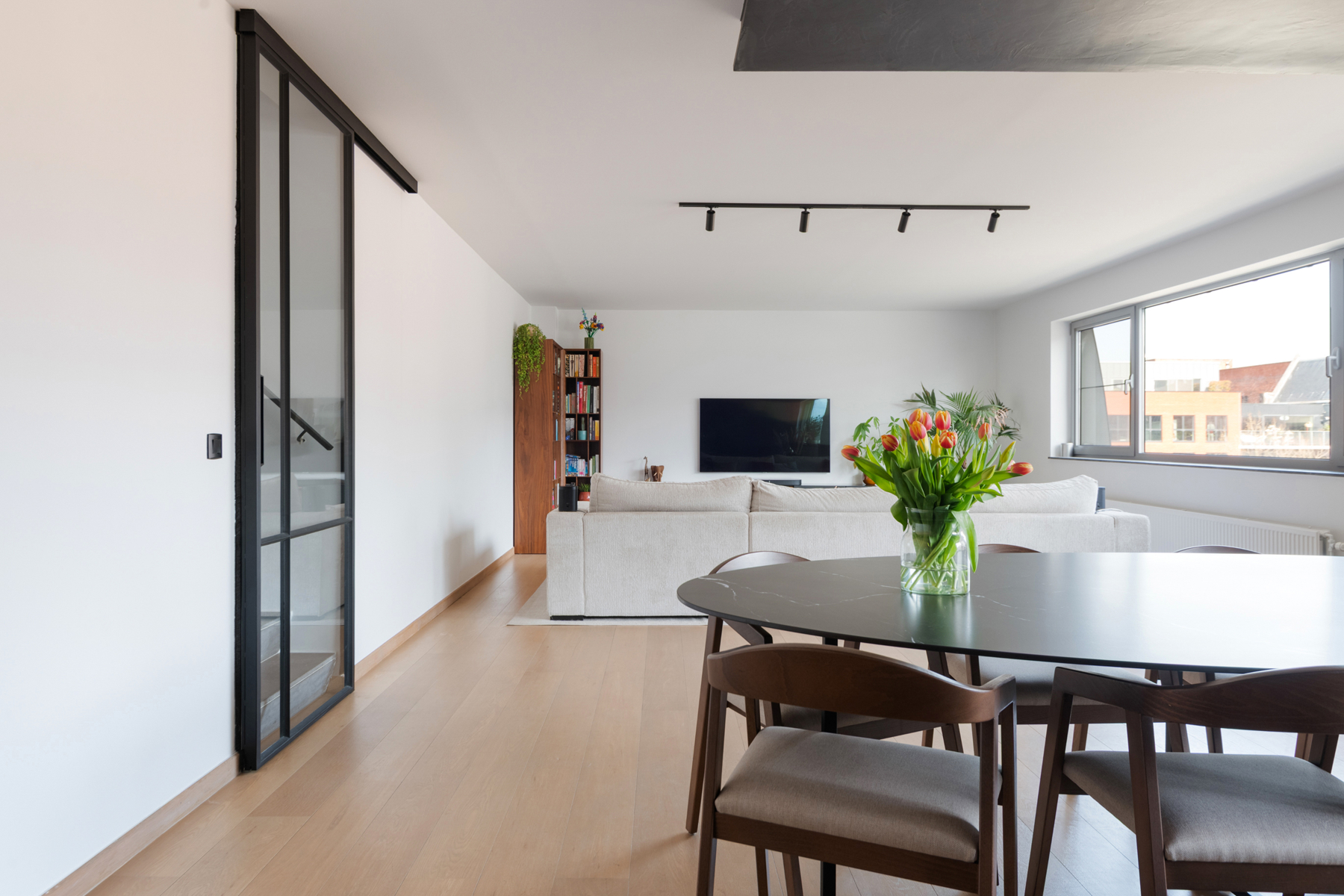 Stijlvol duplexappartement met zonnig terras! - foto 4