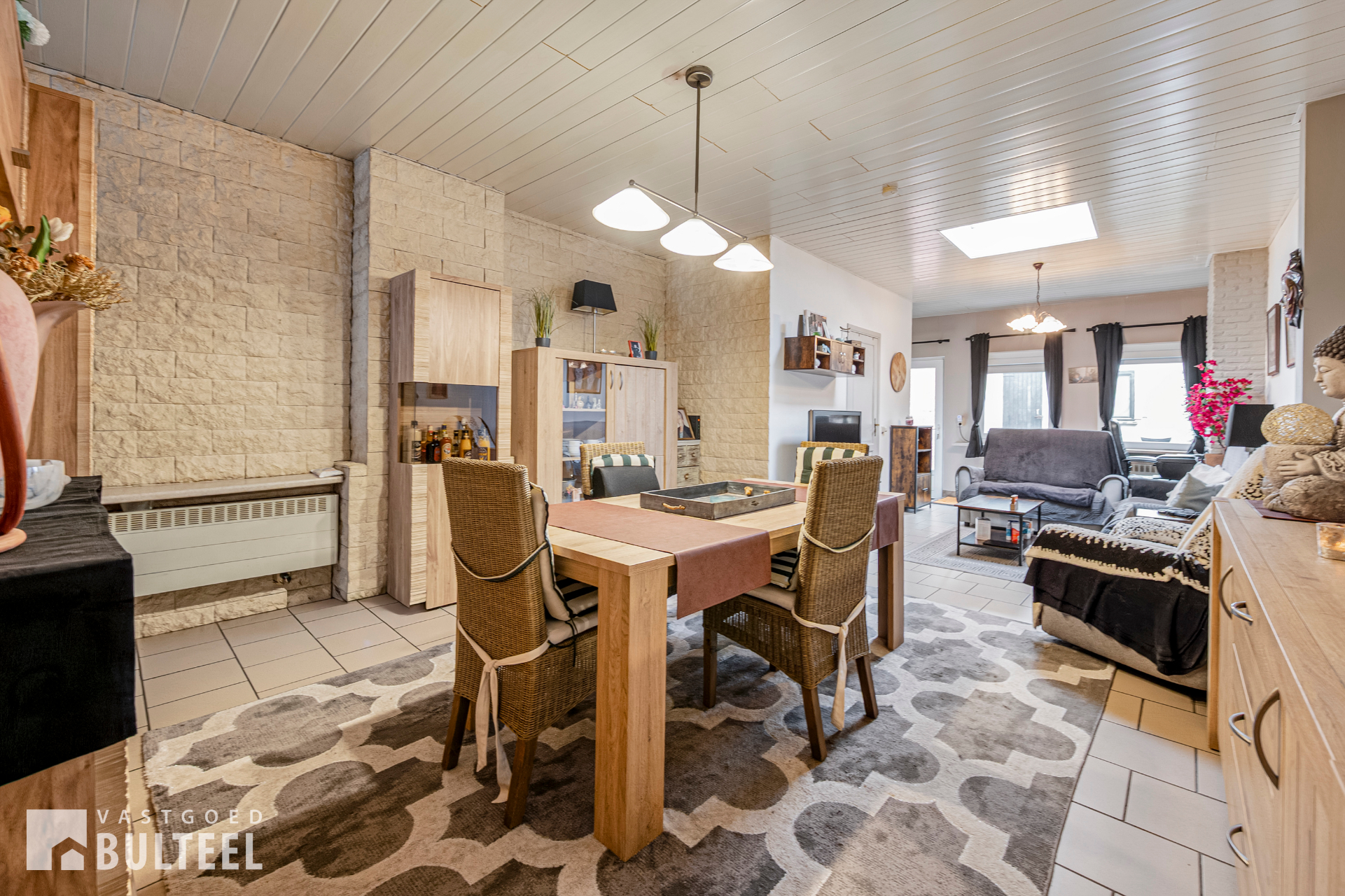 Gesloten bebouwing met grote stadstuin nabij centrum Sint-Niklaas! - foto 2