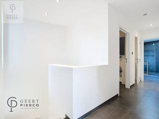 Ben je gëinteresseerd in een leuk appartement in ons dorpje Attenhoven?Dan ben je hier op de juiste plek.Het appartement onderscheidt zich absoluut...