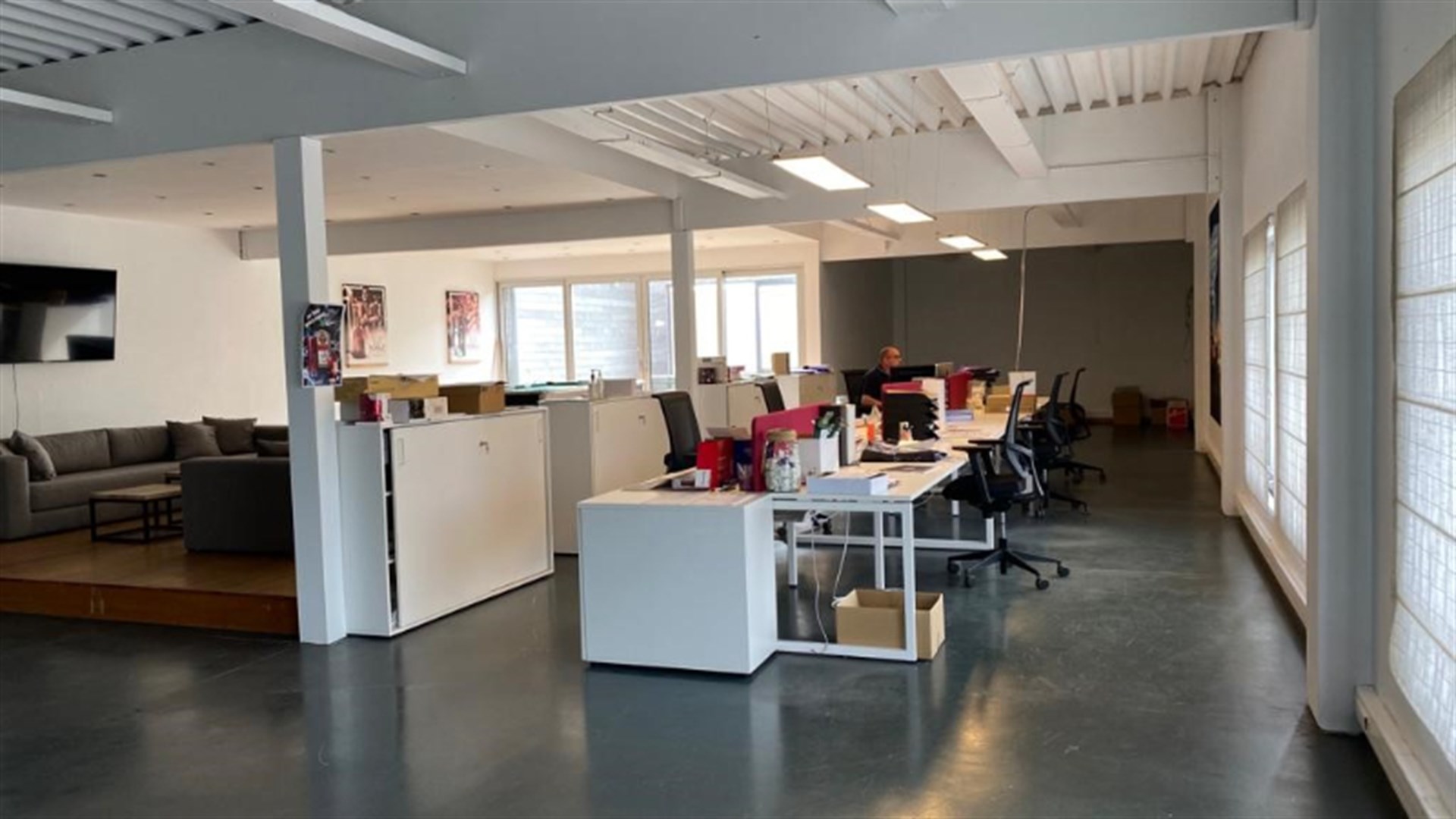 Commercial for rent in Wetteren - photo 3