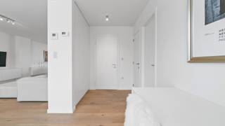 Welkom op de Marktstraat 3 bus 2.1 in Maaseik (centrum).Bent u op zoek naar een luxueus ingericht appartement in het centrum van Maaseik?Bent u op...