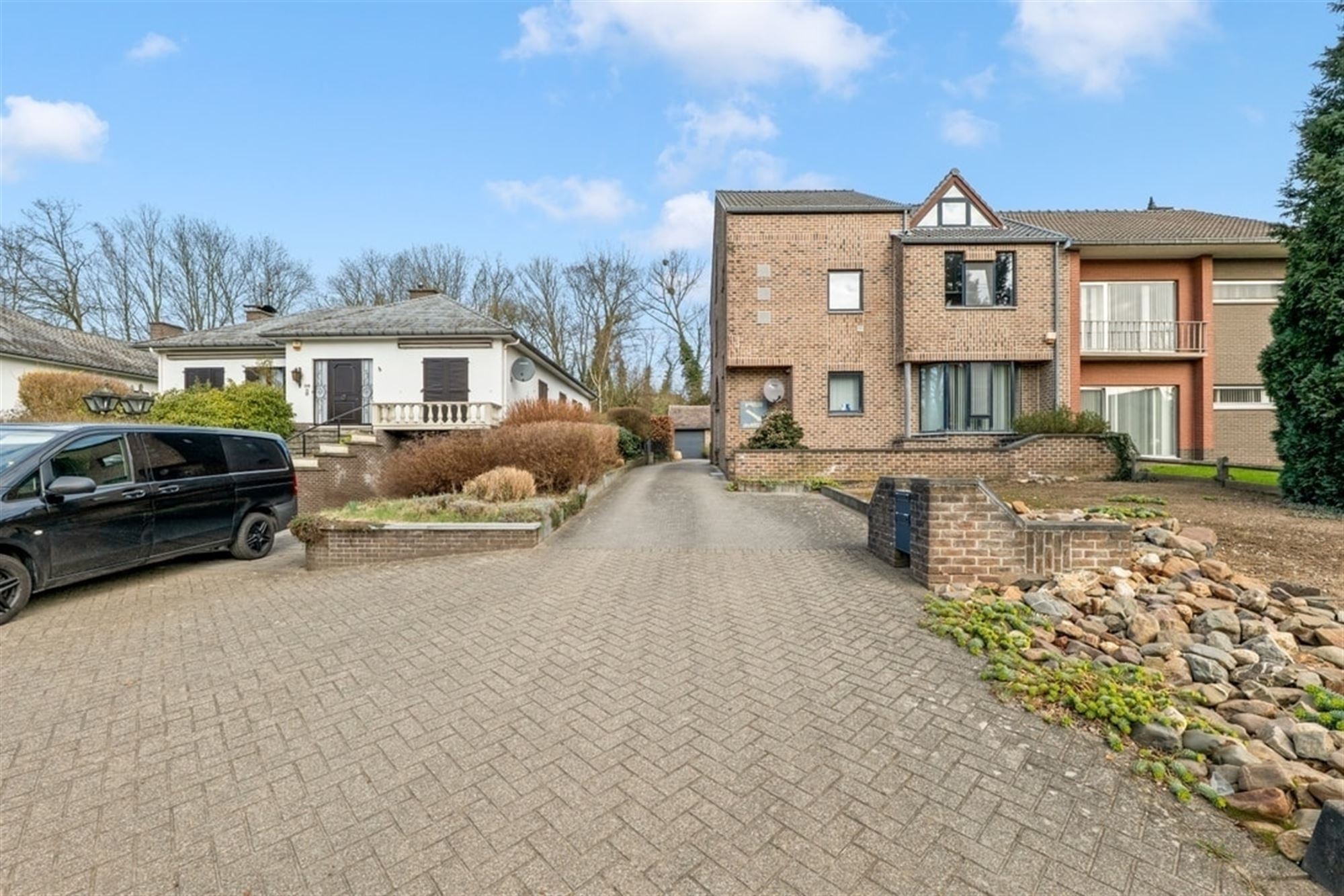 RUIME WONING MET VEEL MOGELIJKHEDEN IN TONGEREN - foto 2