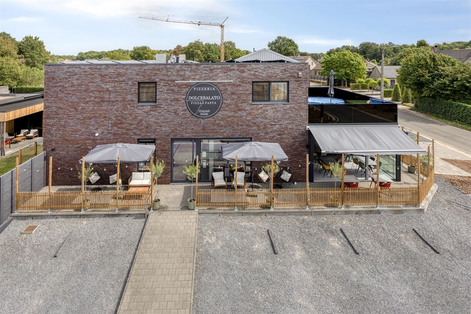 TE KOOP: Handelshuis met pizzeria & appartement in Koersel! - foto 4