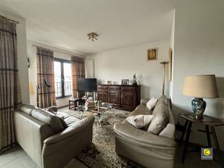 Move-in ready 2 bedroom apartment with spacious terrace in central locationThis apartment is located on the 2nd floor in a building with elevator,...