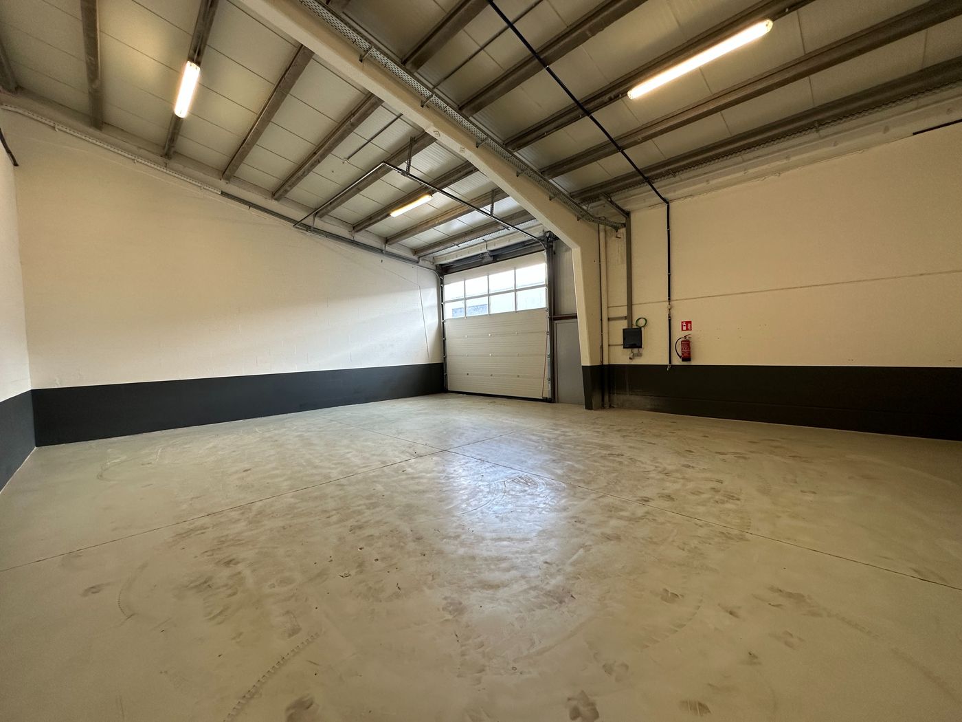 222 m² KMO-unit te huur langs Heirbaan - photo 1