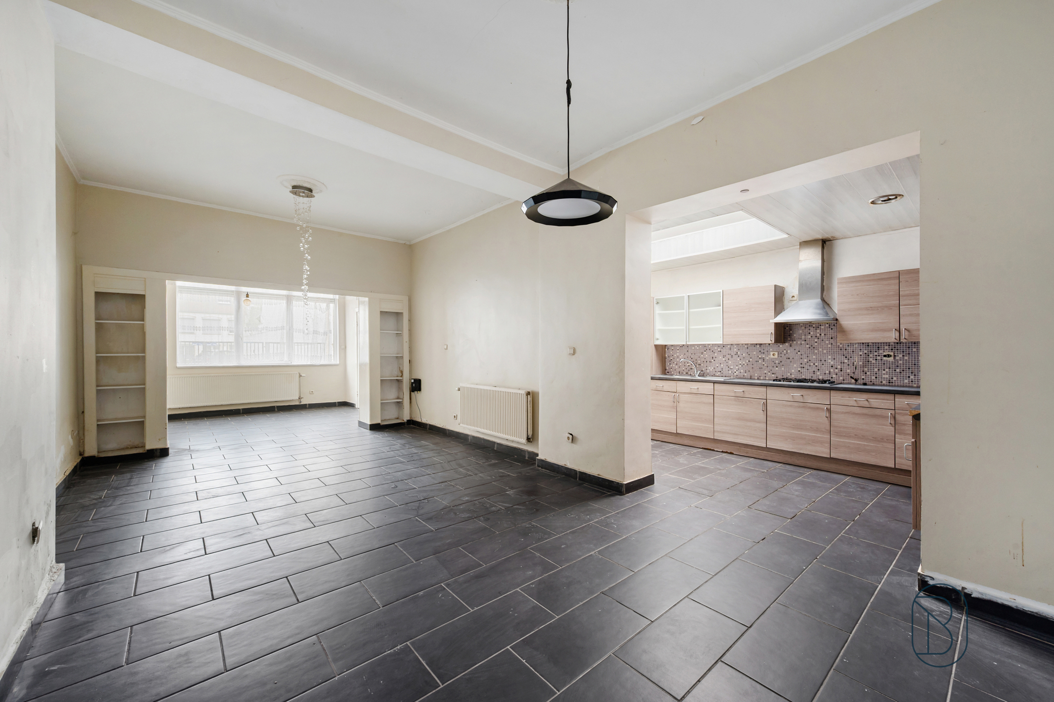 Woning met 2 slpks in centrum Ronse nabij station - foto 5