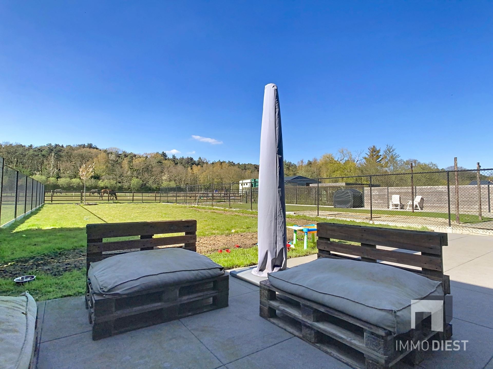 Quasi halfopen nieuwbouw met E-peil 22 - foto 4